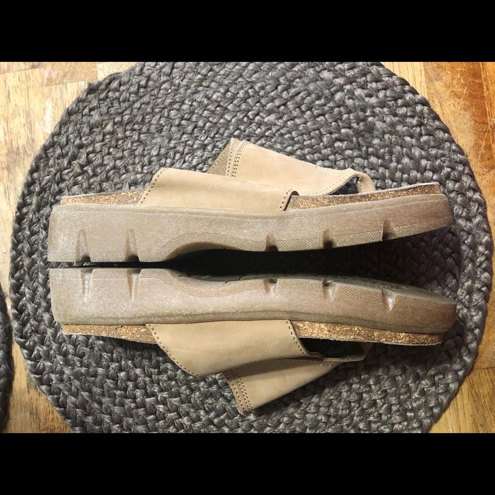 RESERVED Arizona Boho Sandal EUC - Picture 5 of 6